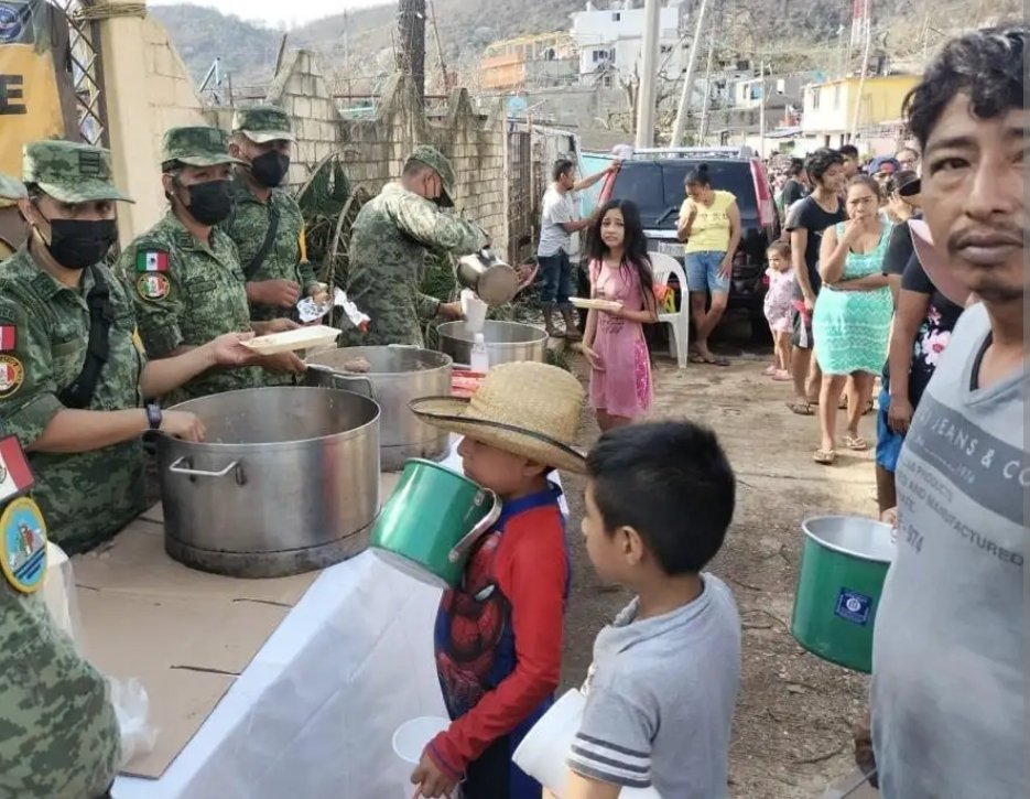 Ayuda humanitaria comienza a llegar a Acapulco