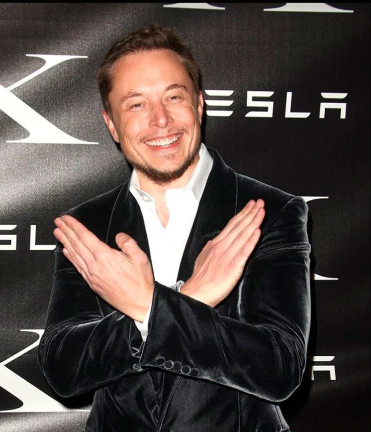 CFE da Contrato millonario a Elon Musk