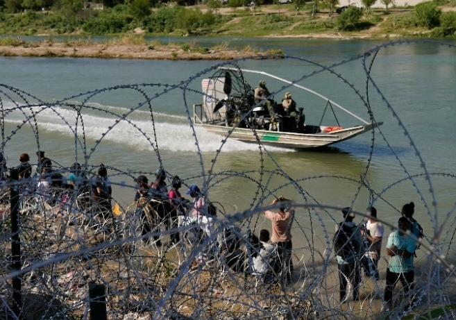 México Rechaza medidas antiinmigrantes de Texas