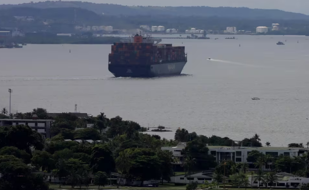 Dos tripulantes mexicanos de un buque carguero fueron secuestrados en el Mar Rojo