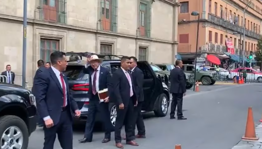 “Reunión en Palacio Nacional: Congresistas de Texas y embajador de EE. UU. se encuentran con AMLO”