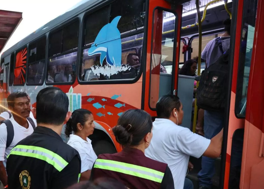 “Transportistas de Cancún Se Retraen: No Habrá Aumento de Tarifas, Confirman Autoridades”