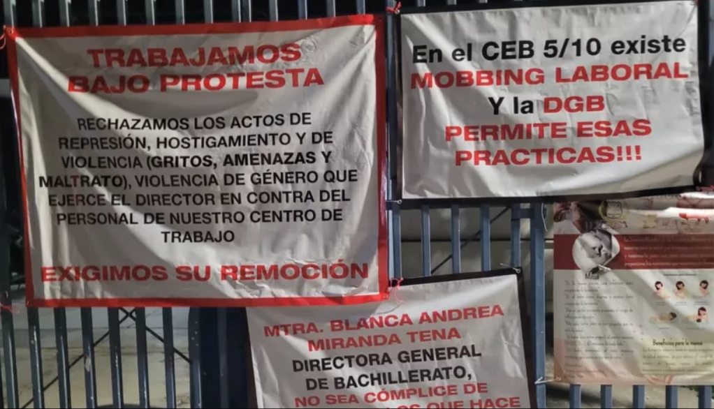 Trabajadores del CEB 5/10 en Felipe Carrillo Puerto exigen destitución del director por presunto acoso laboral.