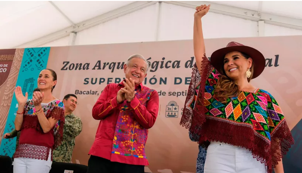 López Obrador elogia a Mara Lezama durante visita a la Zona Arqueológica de Ichkabal.