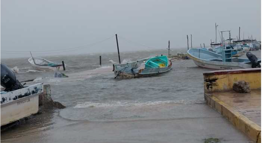 Huracán “Helene” deja daños menores en Chiquilá y Holbox