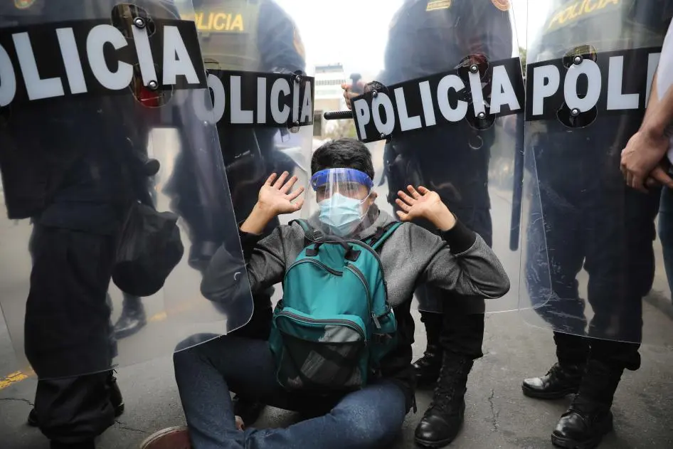 Denuncian presunto abuso policial en Solidaridad: detención violenta y solicitud de soborno