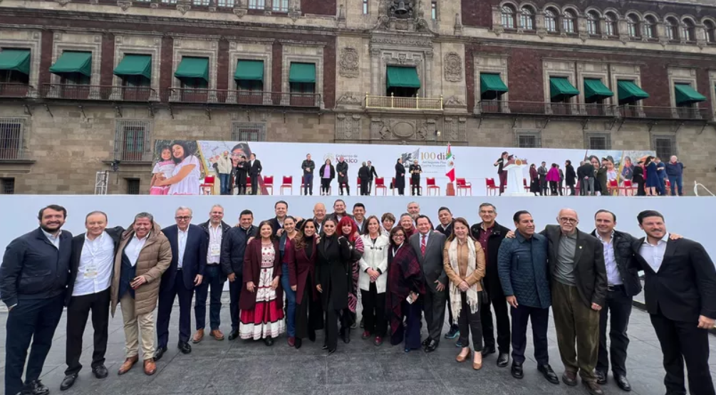 Mara Lezama acompaña a Claudia Sheinbaum en el informe de los 100 días del “Segundo Piso de la Cuarta Transformación”