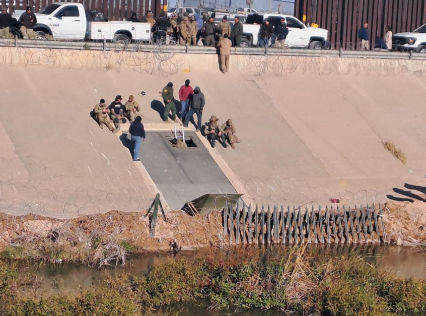 Descubren túnel fronterizo en Ciudad Juárez con dirección a Estados Unidos