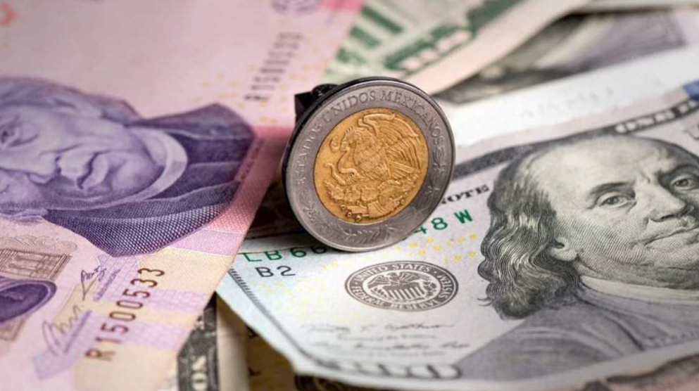 El peso mexicano se fortalece frente al dólar: contexto económico y perspectivas para 2025