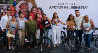Mara Lezama entrega 653 apoyos sociales en Puerto Morelos para transformar vidas