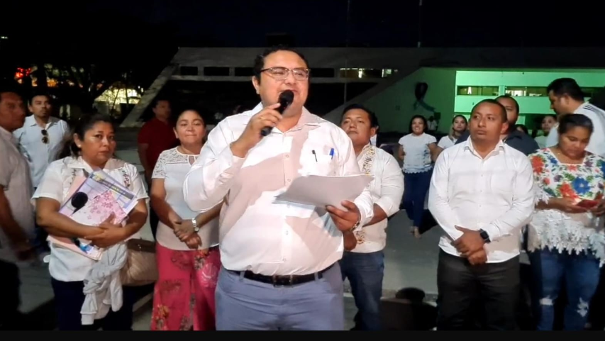 Maestros de Quintana Roo rechazan propuesta oficial y mantienen paro